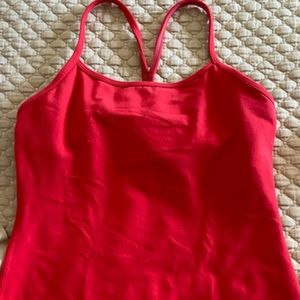 Lululemon tank w built in bra